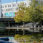 One Muenchen-messe Szálloda 3*