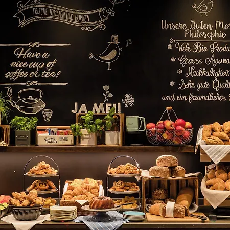 Hotel One Muenchen-messe 3*